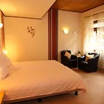 Zur Dorfschaenke 3* Klotten