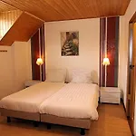 Zur Dorfschaenke Hotell