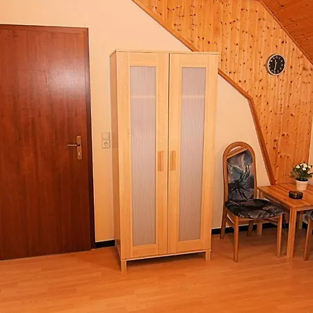 酒店 Zur Dorfschaenke 克洛滕