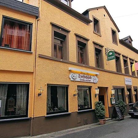 酒店 Zur Dorfschaenke 克洛滕