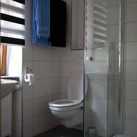 Zur Dorfschaenke 3*