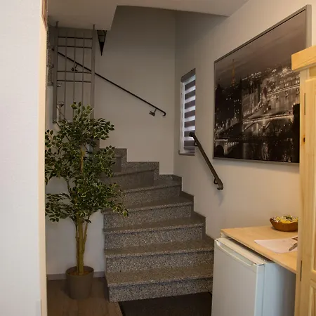 Zur Dorfschaenke קלוטן