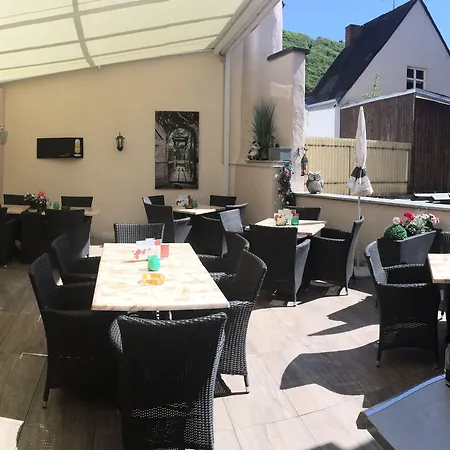 Hotel Zur Dorfschaenke Klotten