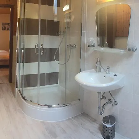 Hotel Zur Dorfschaenke 3*