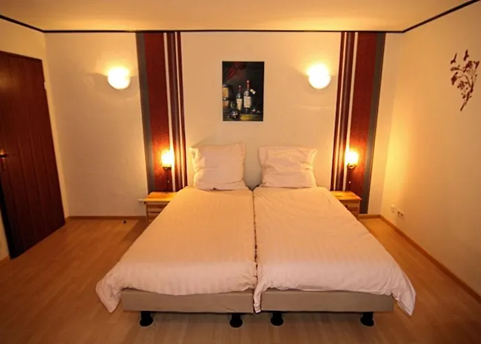 Otel Zur Dorfschaenke Klotten