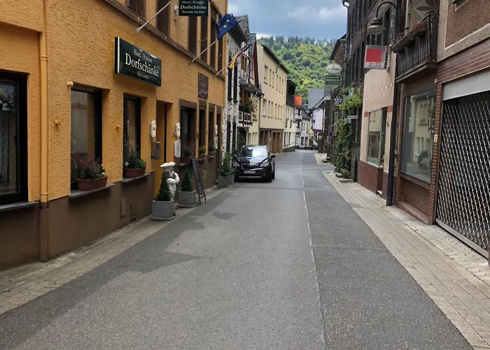 Hotel Zur Dorfschaenke 3*